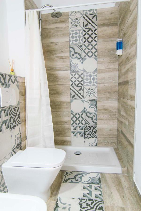 P&P Apartaments Arapiles Malaga Exterior photo